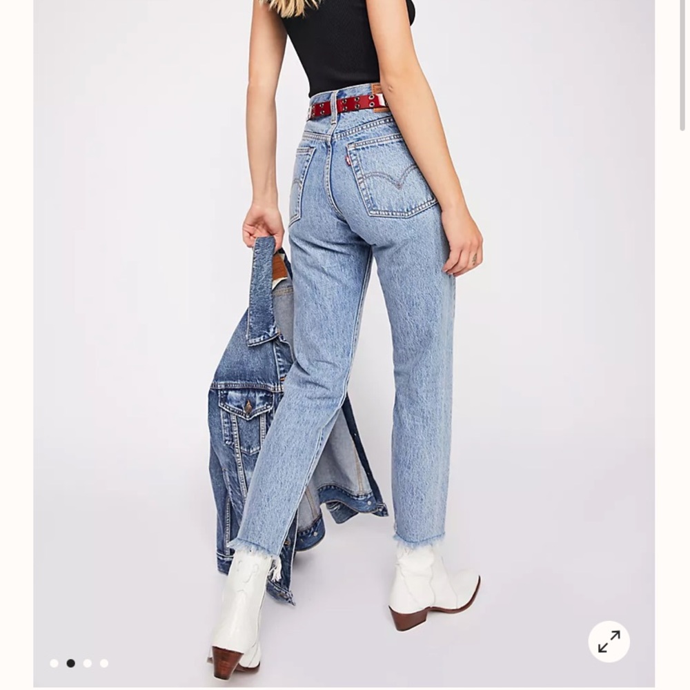 Levi’s Wedgie Jeans